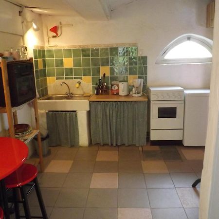 Chambre d'Hôtes Oeuil de Bouc Madiran Extérieur photo